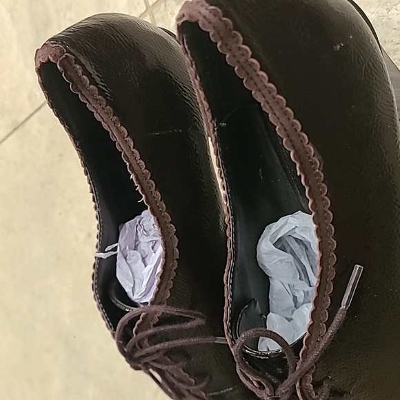 Kenneth Cole Reaction Brown Heels Classic Elegance - Picture 8 of 9